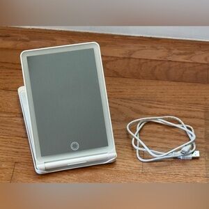 Rechargeable foldable Travel Mirror with 3 lighting options